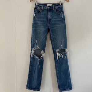 Abercrombie & Fitch Ultra High Rise 90s Straight Jeans